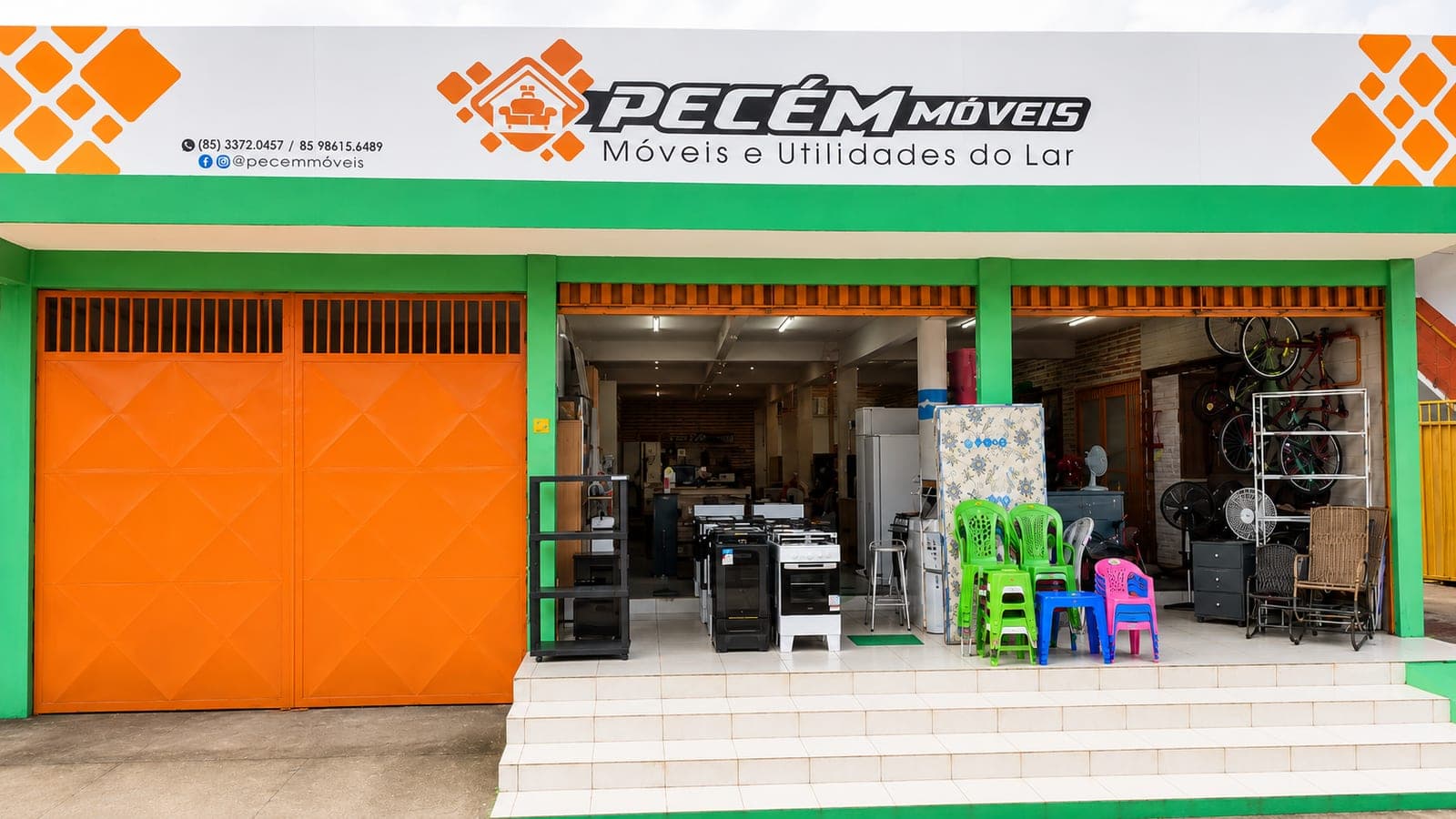 Fachada da loja Pecém Móveis e Eletros